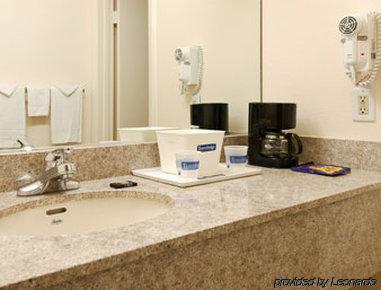 Belmont Inn And Suites Hampton Rum bild