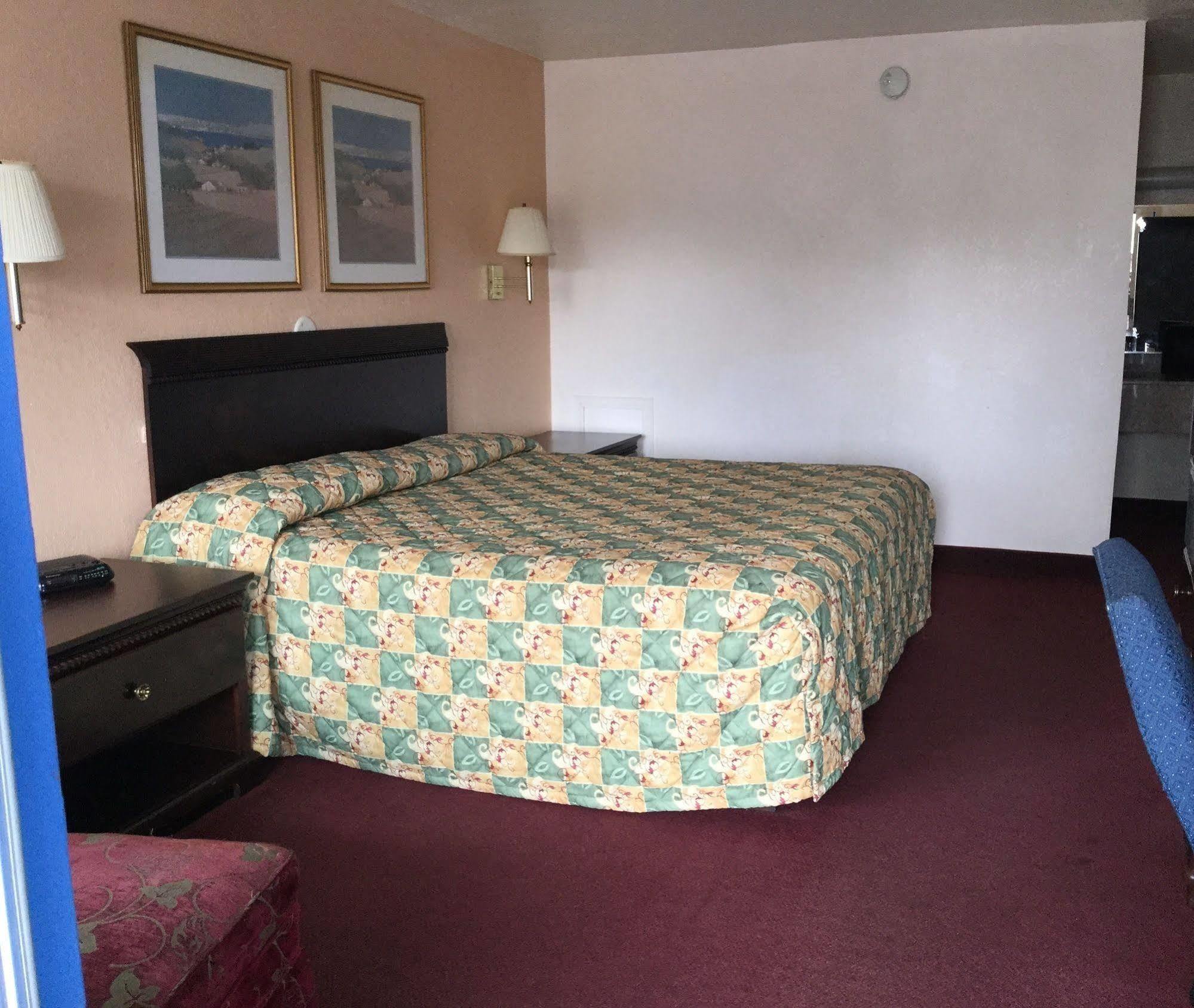 Belmont Inn And Suites Hampton Exteriör bild